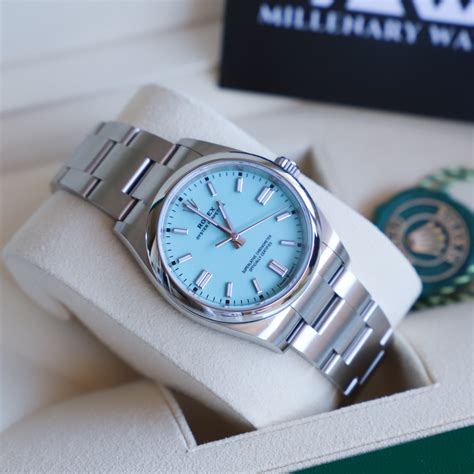 Rolex Oyster Perpetual 36 126000 .